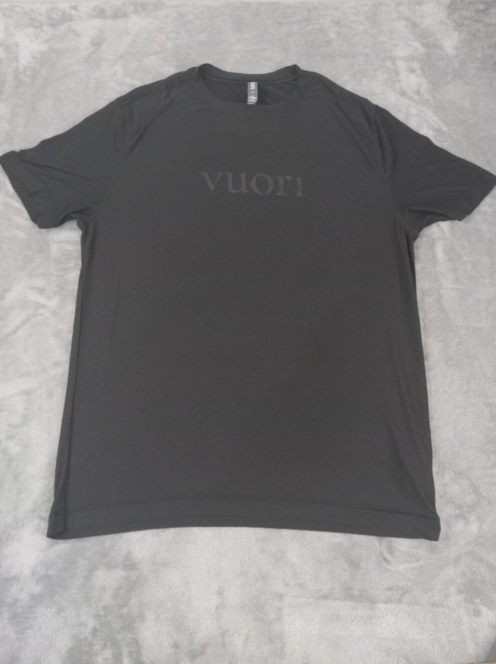Vuori Men's Black Performance T-Shirt Size Medium
